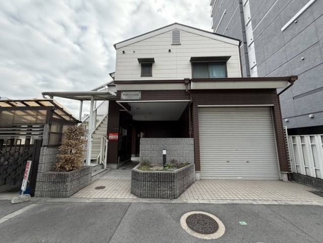 建物外観　外観は落ち着いています