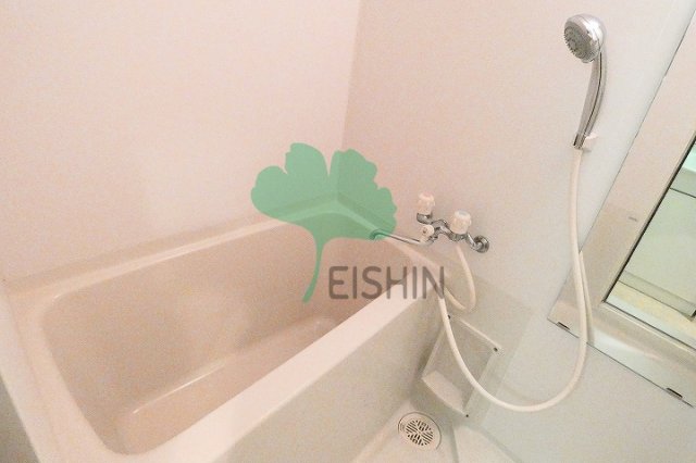 バス・シャワールーム　清潔感のある浴室です！