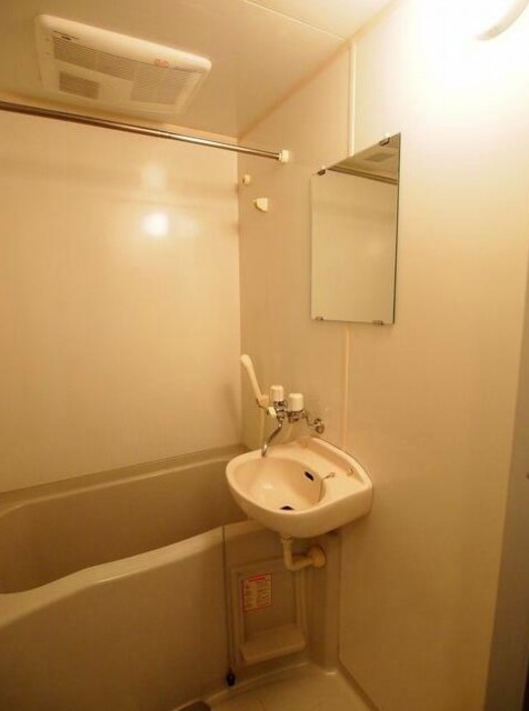 バス・シャワールーム　バスルーム