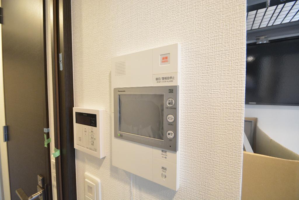 セキュリティ　カメラ付インターホン