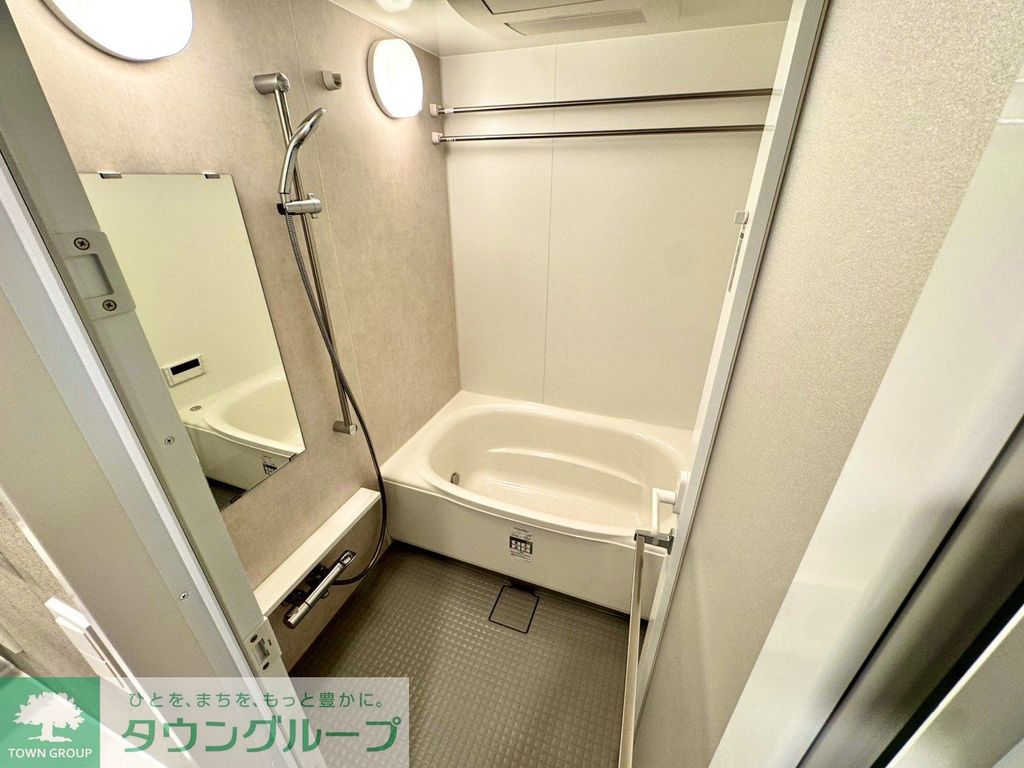 バス・シャワールーム　バス