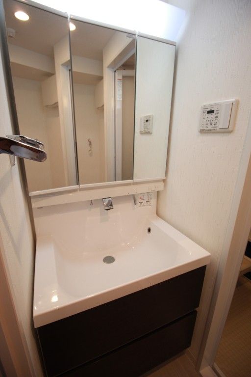 洗面設備　☆嬉しい独立洗面台☆