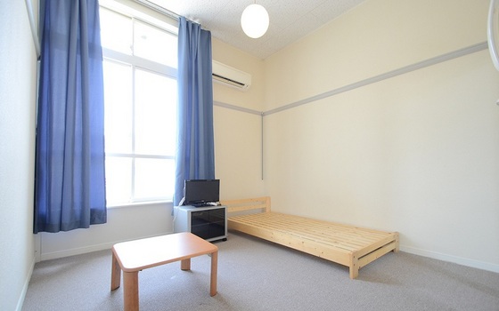 居室・リビング　※別号室の写真です