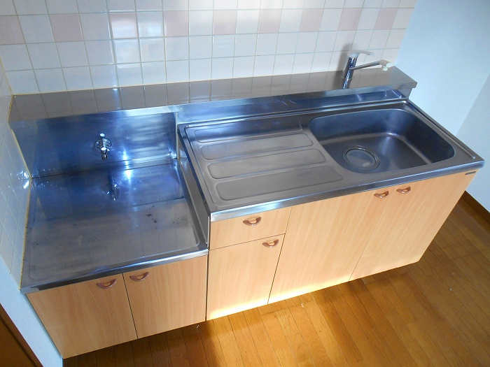 キッチン　同物件別部屋参考写真です