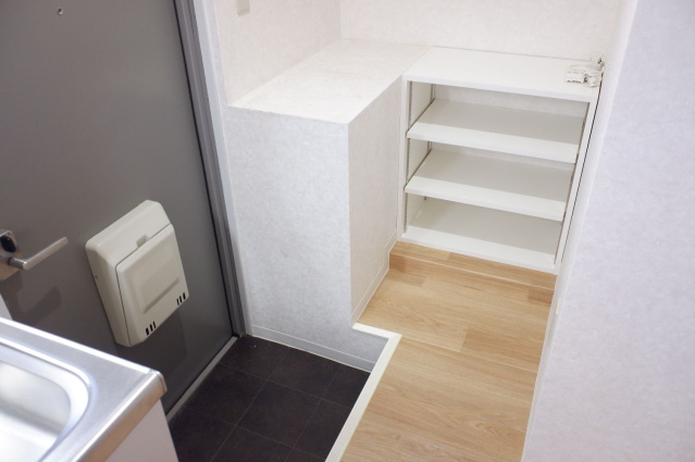 玄関　別部屋参考画像