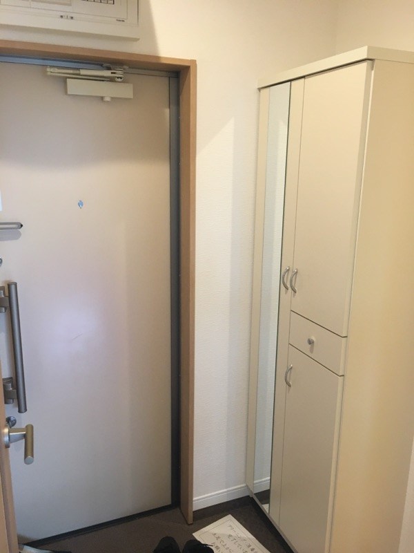 玄関　反転部屋参照