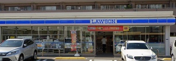 コンビニ　ローソン茅ヶ崎駅幸町店（コンビニ）まで288m