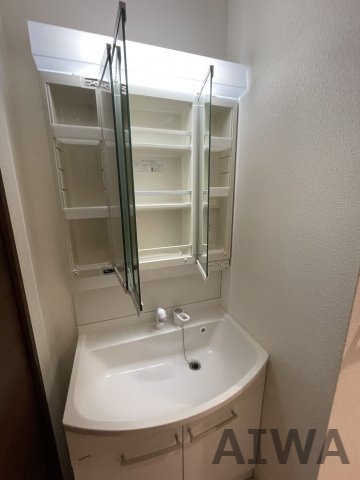 洗面設備　参考写真