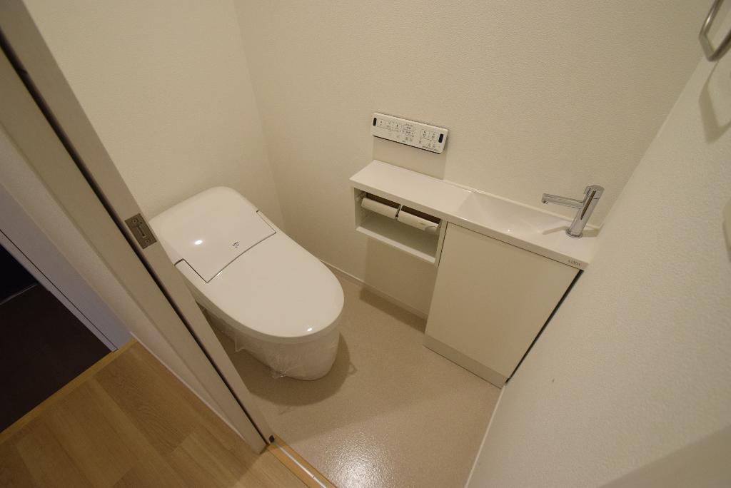 トイレ　シャワー付トイレ