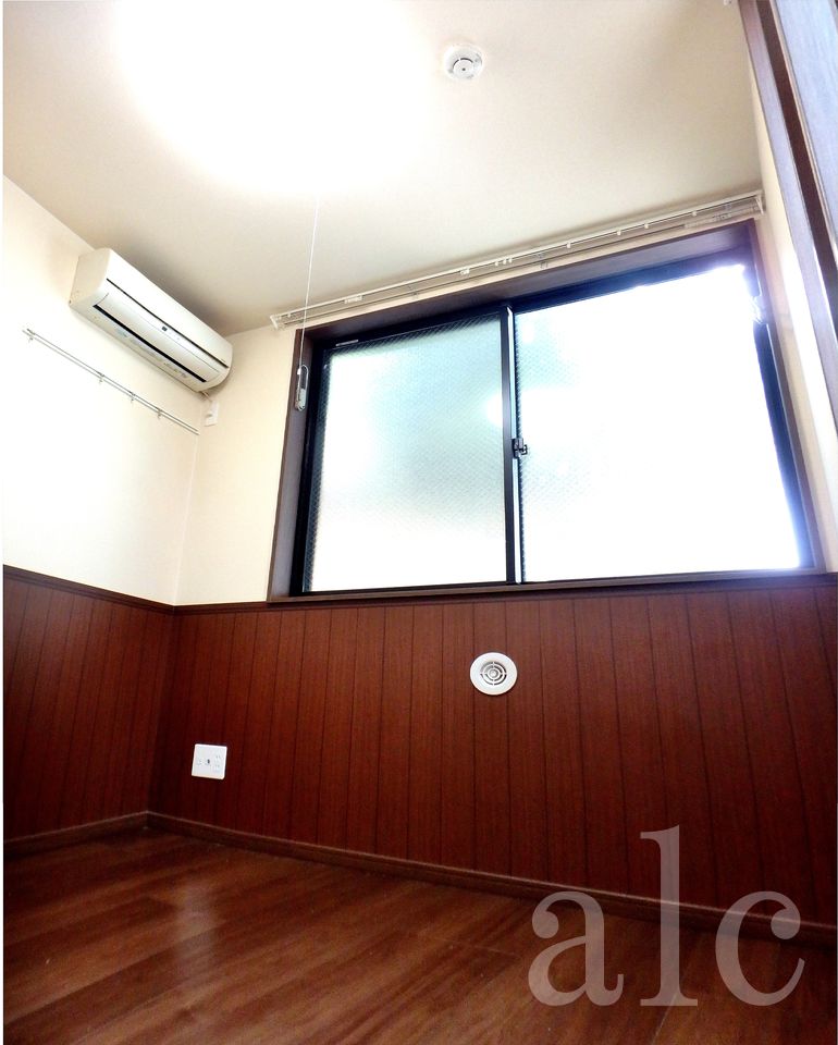 居室・リビング　同仕様