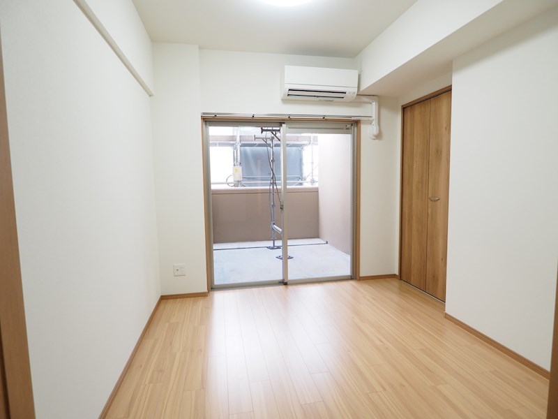 居室・リビング　ベッドルームも明るいです