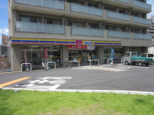 コンビニ　ミニストップ草加松原店（コンビニ）まで130m