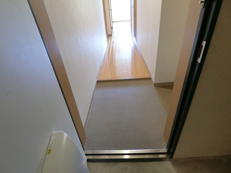 玄関　同型タイプ