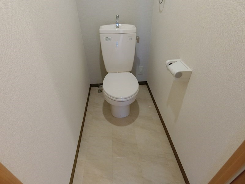 トイレ　同型タイプ