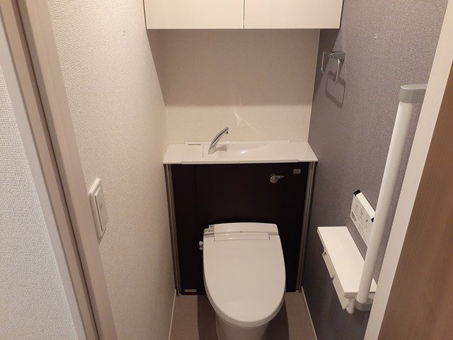 トイレ　トイレもきれいです