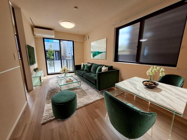 居室・リビング　CG家具のため実際は家具が付きません