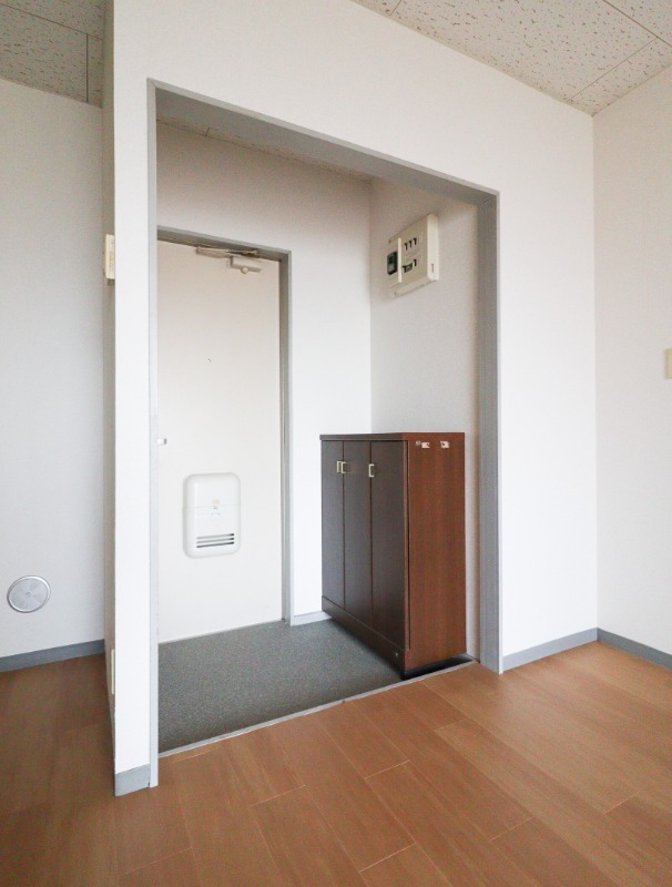 玄関　図面と現状に相違がある場合には現状を優先