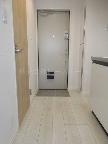 居室・リビング　※別号室参考写真