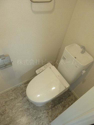 トイレ　※別号室参考写真