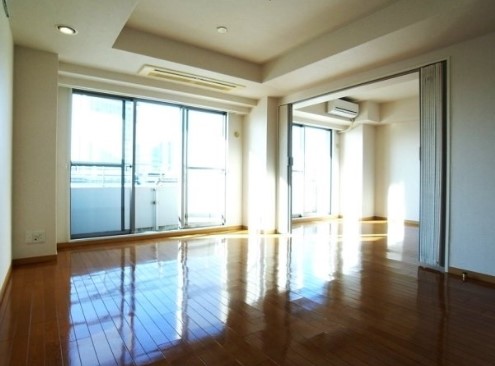 居室・リビング　内観