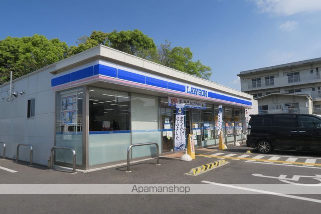 コンビニ　ローソン和泉伯太４丁目店（コンビニ）まで721m