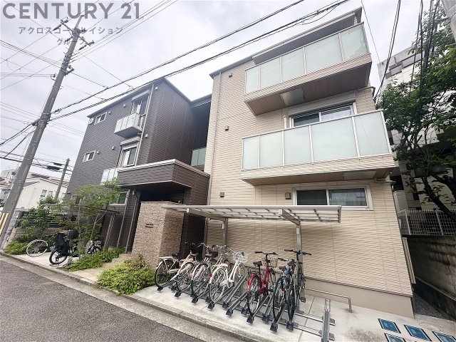 建物外観　安心のオートロック付き☆