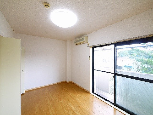 その他部屋・スペース　使い勝手のいい寝室です