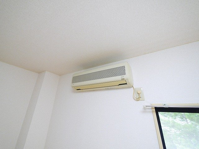 その他設備　エアコンです