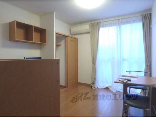 居室・リビング　洋室