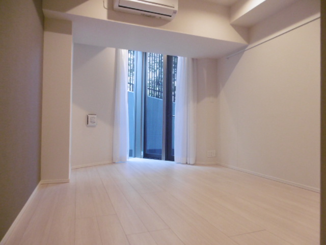 居室・リビング　内観