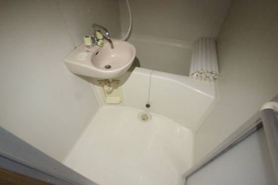 バス・シャワールーム　※別号室の写真です