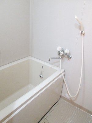 バス・シャワールーム　日々の疲れを癒すお風呂付です