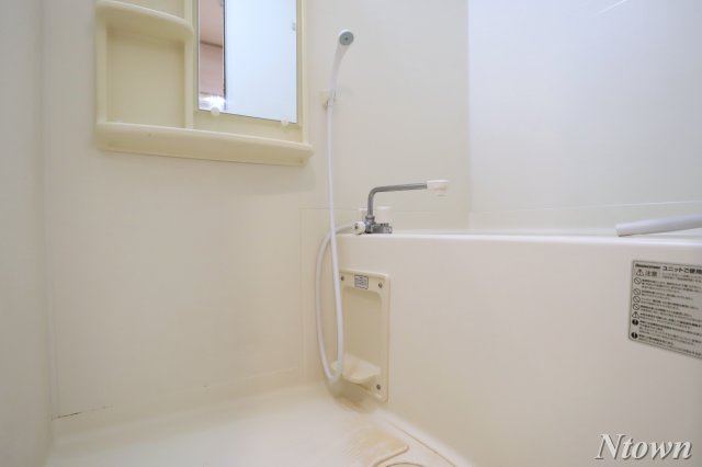 バス・シャワールーム　日々の疲れを癒すお風呂付です