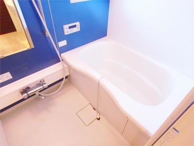 バス・シャワールーム　広い浴室