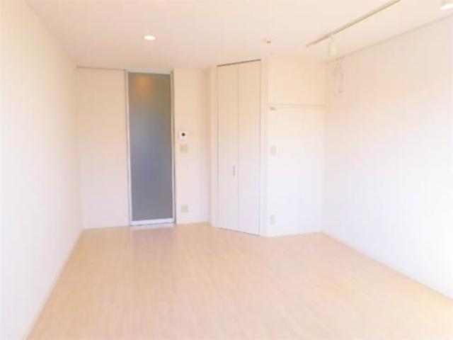 居室・リビング　明るいお部屋です