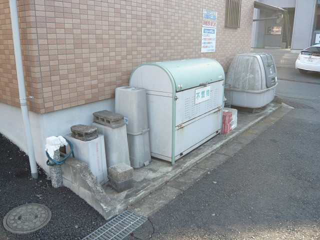 その他共有部分　敷地内ゴミ置場【ヴィクトワール】