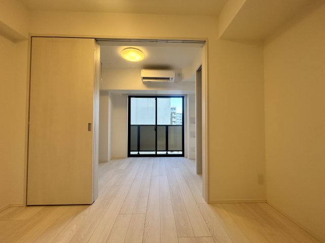 居室・リビング　ゆったり過ごせる居間です