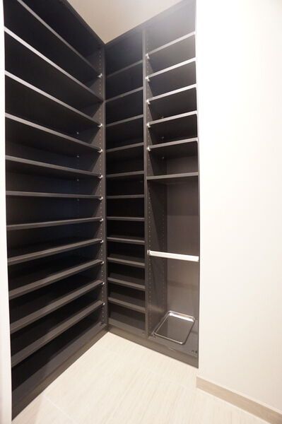 収納　シューズインクローゼット約１．４帖 ※前回募集時写真