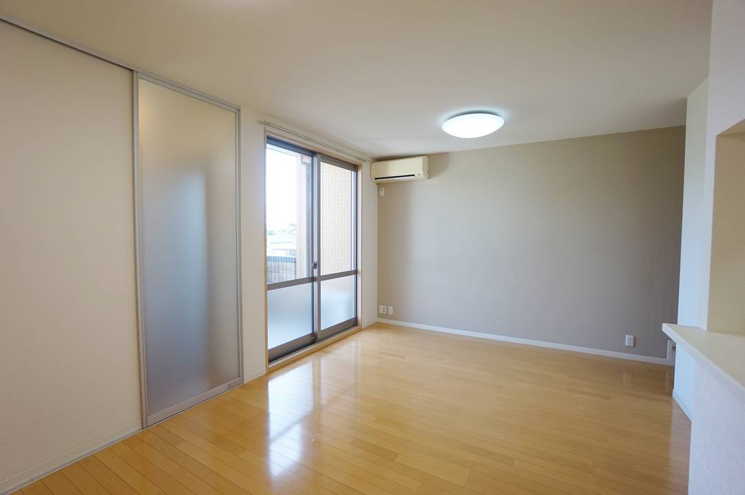 居室・リビング　リビング