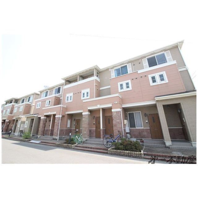 エントランス　建物外観