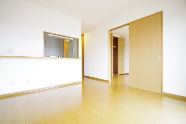 居室・リビング　★お問い合わせはタウンハウジング町田店まで★