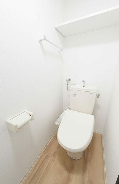 トイレ　ウォシュレット付き☆
