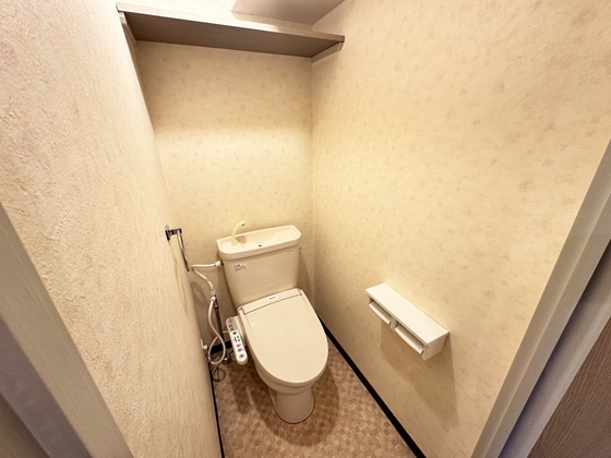 トイレ　※別部屋の写真です