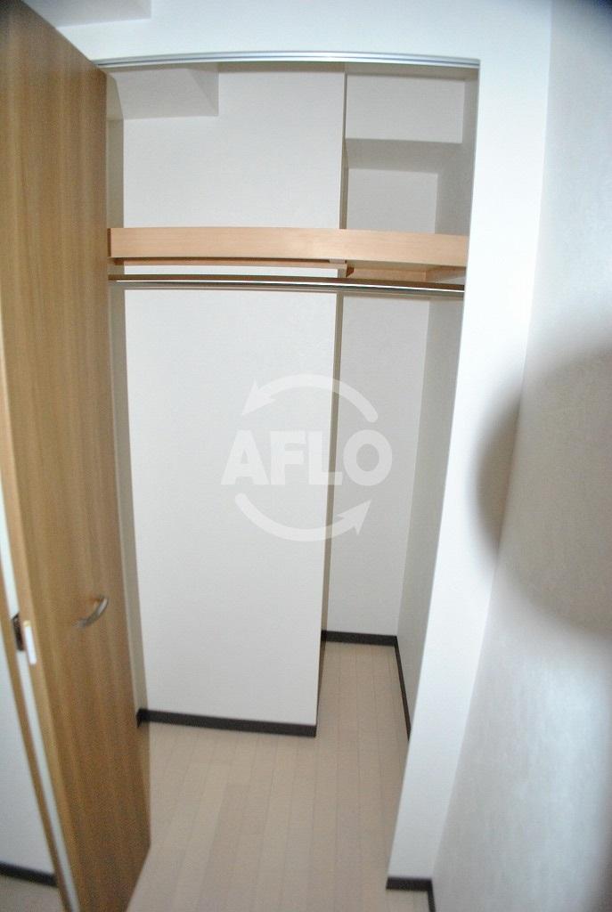 収納　フォーチュン心斎橋イースト　クローゼット