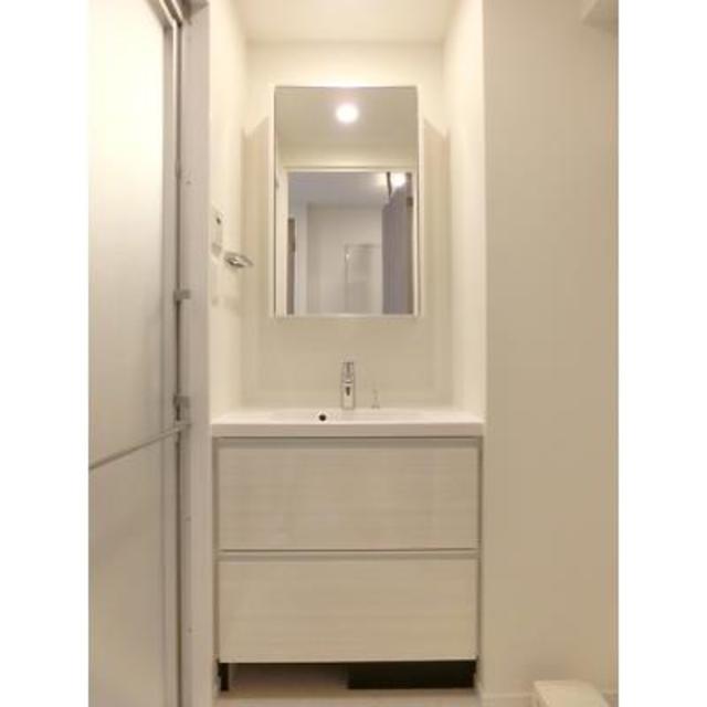 洗面設備　※写真は同タイプ住戸です。