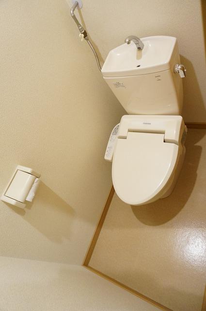 トイレ　トイレ