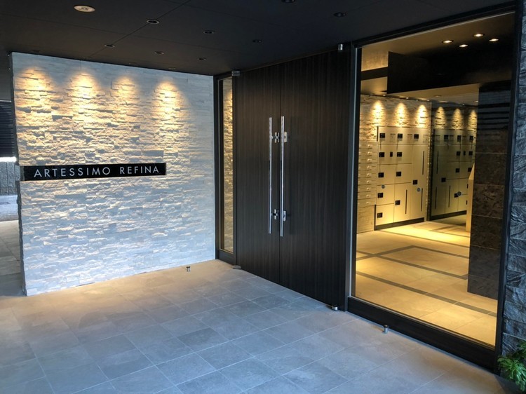 エントランス　アルテシモ　レフィナ