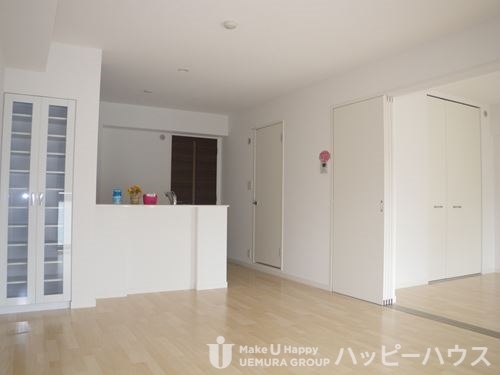 居室・リビング　※別部屋参考、現況優先