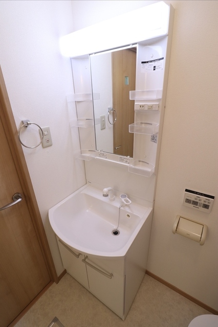 洗面設備　洗面化粧台