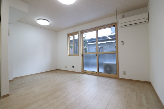 居室・リビング　洋室